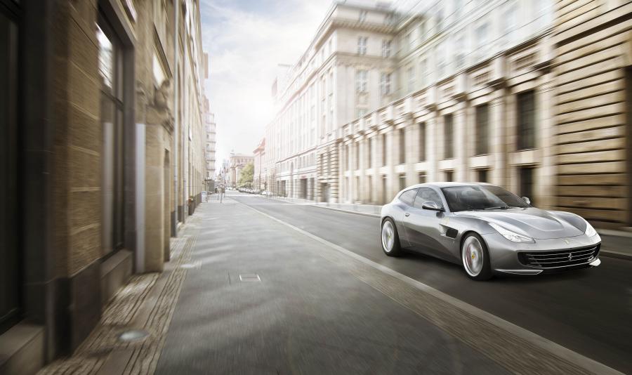  Ferrari GTC4Lusso T 2016 года  (фото 7 из 37)